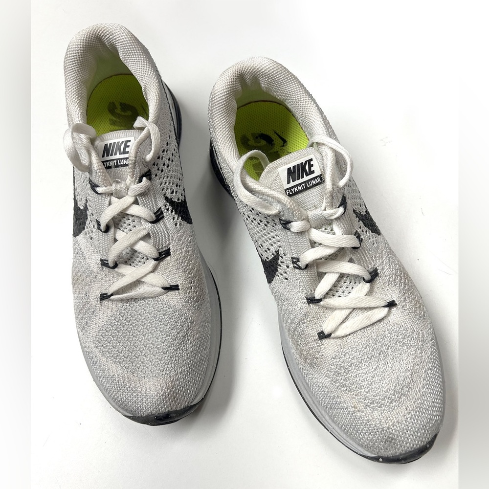 Nike Flyknit Lunar 3 sz 9